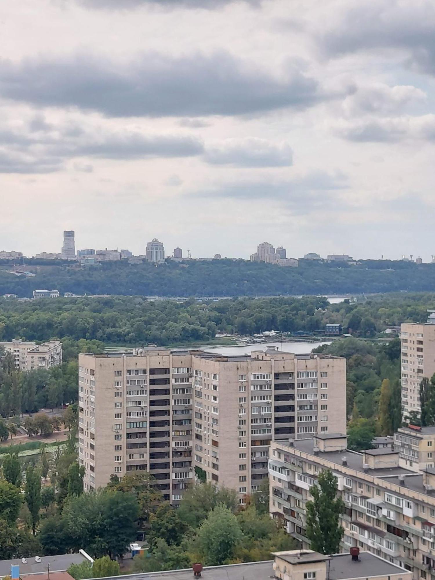 Видові 1К-2К Апартаменти 11,15, 23 Поверхи 基輔 外观 照片